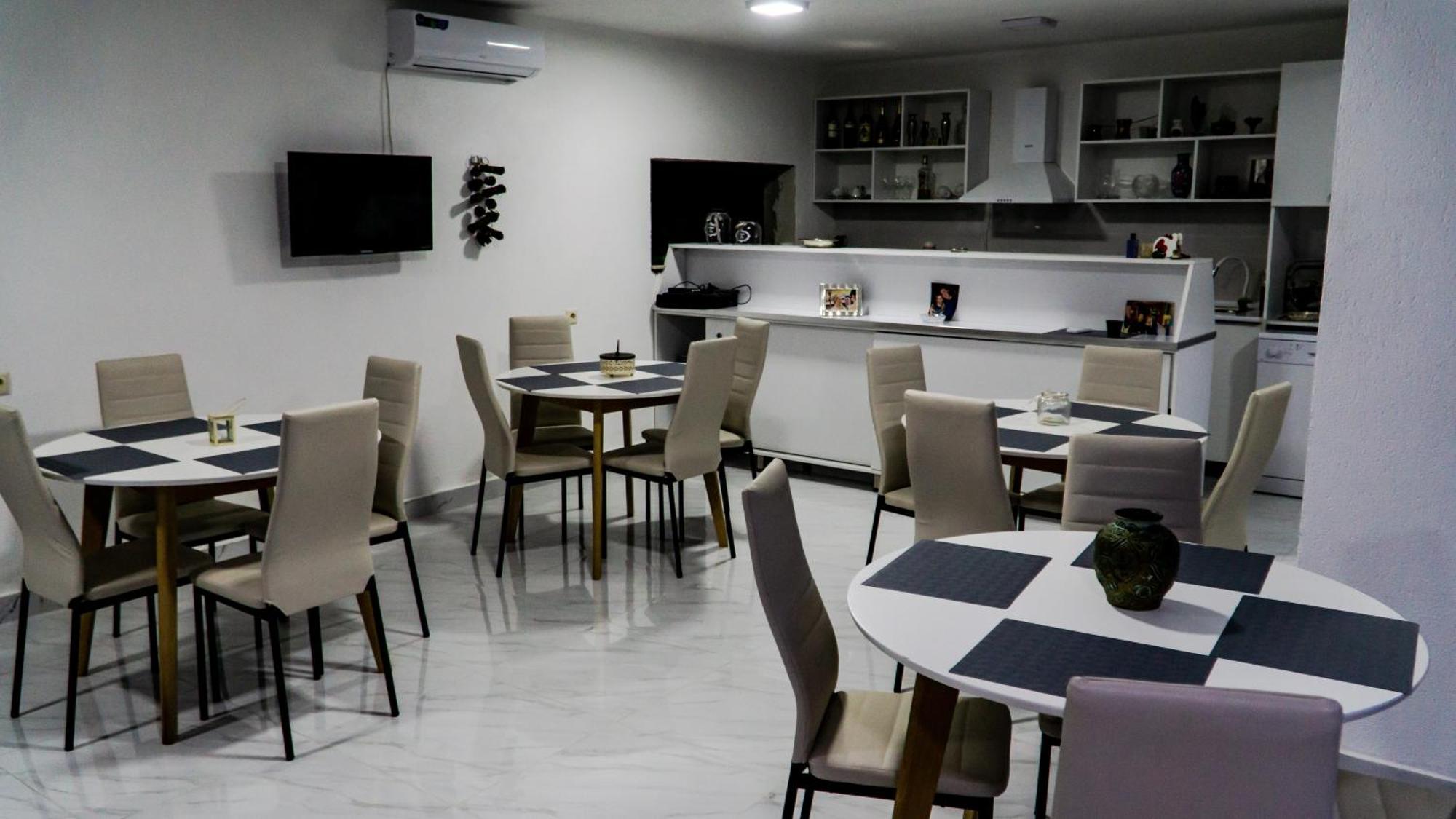 New House Kobuleti Hotell Eksteriør bilde